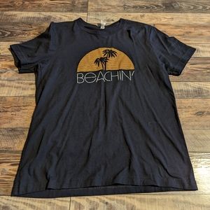 Beachin Graphic T-shirt